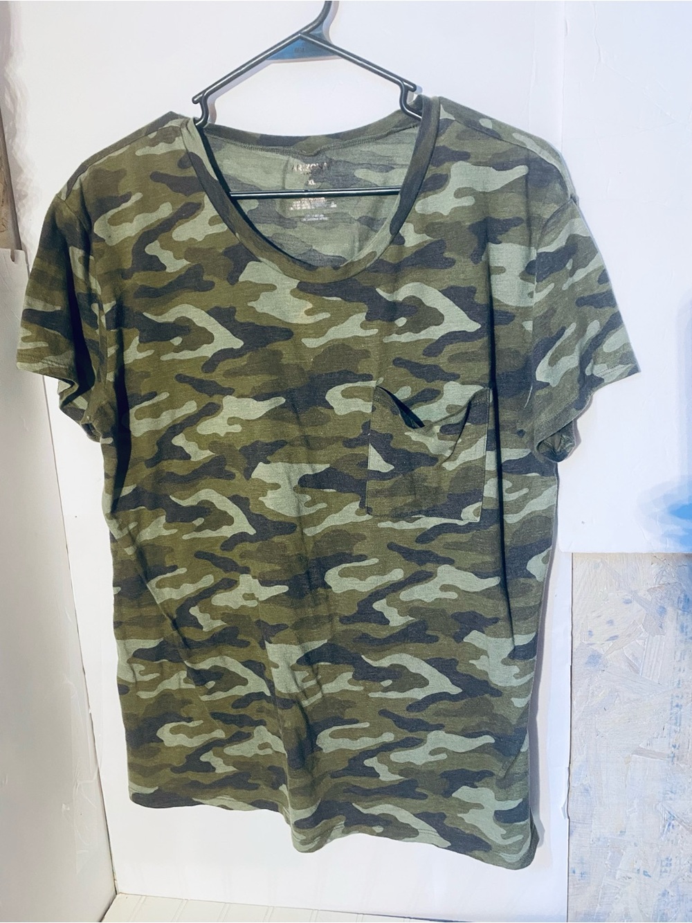 Arizona Jean Company Women's Camo Pocket Tee - Olive Green
